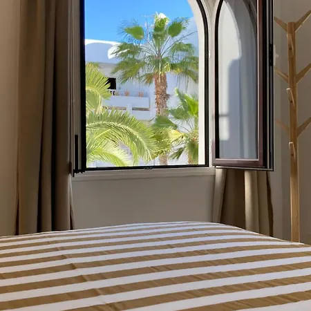 Pura Vida Costa Teguise